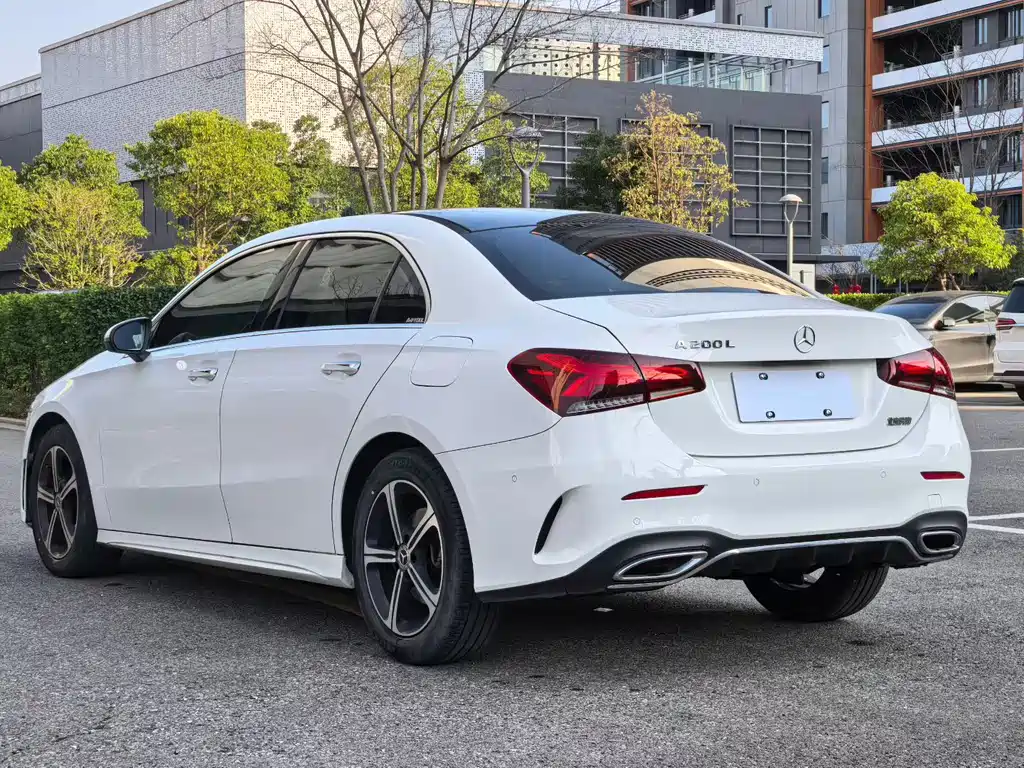 Mercedes-Benz A-Class 2022 A 200 L Sports Sedan Fashionable купить на сайте DeffCars