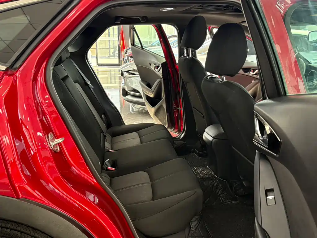 Mazda CX-4 2021 2.0L automatic two-wheel drive Blue Sky Vitality Edition купить на сайте DeffCars