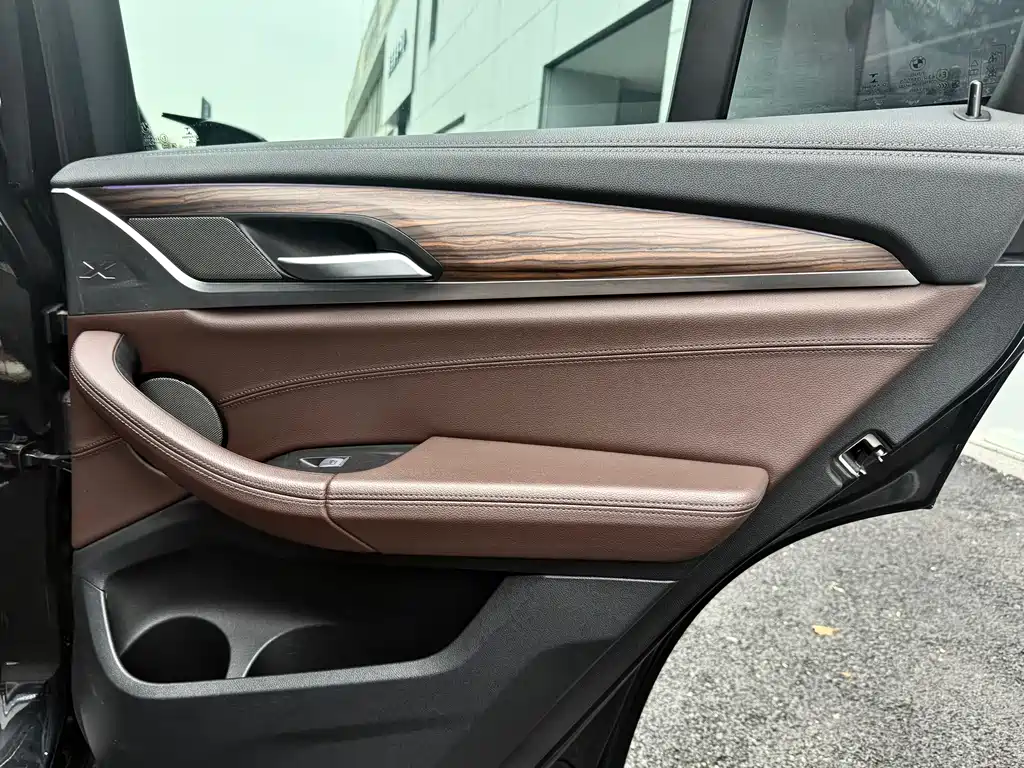 BMW X3 2021 xDrive25i Luxury Package купить на сайте DeffCars