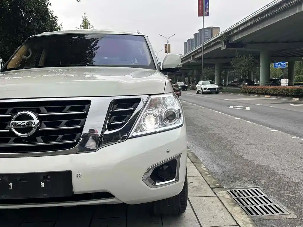 Patrol 2018 4.0L LinkedIn model купить на сайте DeffCars