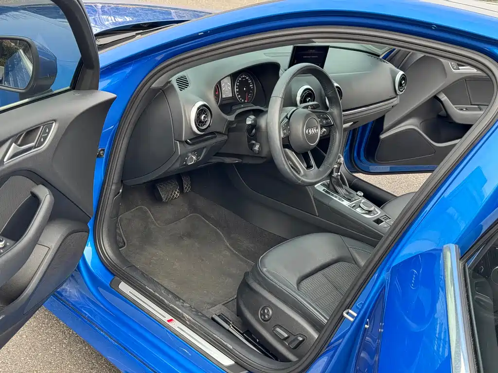 Audi A3 2020 Limousine 35 TFSI Fashion Type National V купить на сайте DeffCars