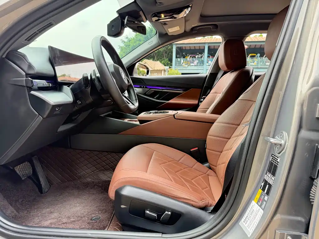 BMW i5 2024 eDrive 35L M Sports Package купить на сайте DeffCars