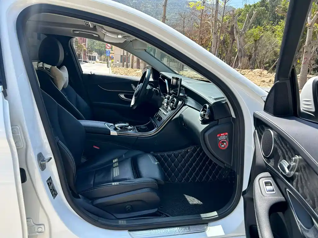 Mercedes-Benz C-Class 2018 C 180 L Fashionable Sports Edition купить на сайте DeffCars