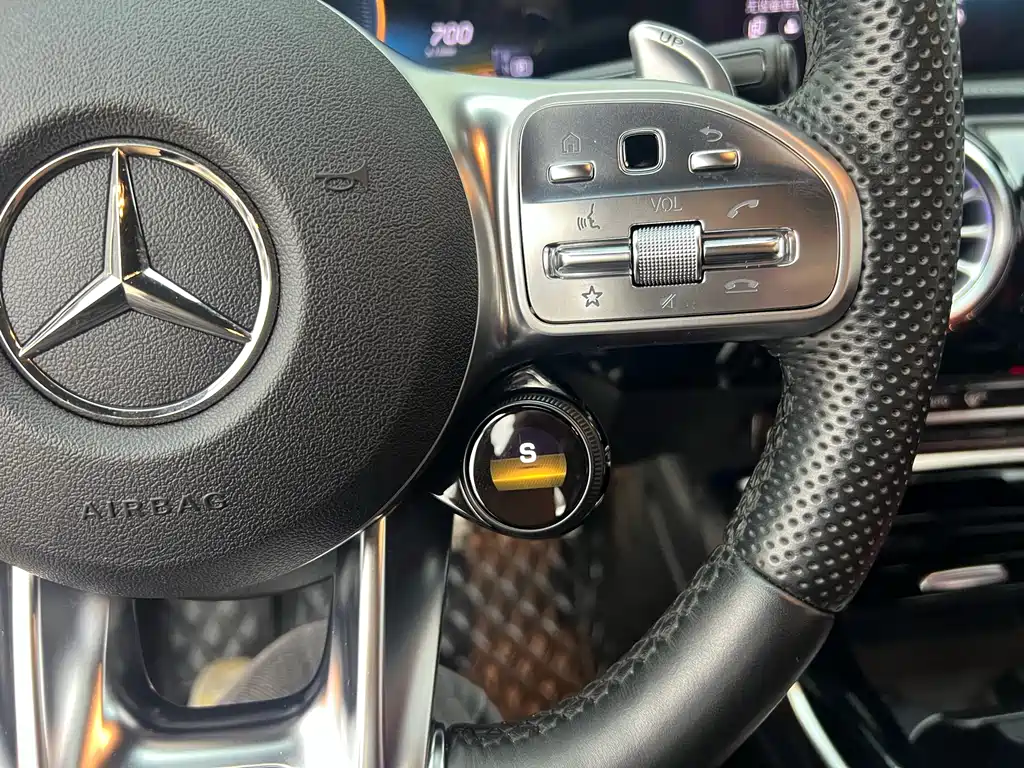 Mercedes-Benz A-Class AMG 2022 AMG A 35 L 4MATIC купить на сайте DeffCars