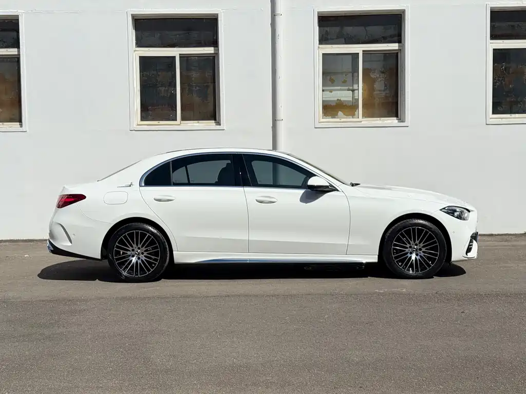 Mercedes-Benz C-Class 2025 facelift C 260 L sports version купить на сайте DeffCars