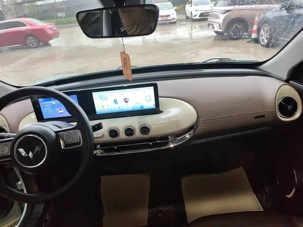 Wuling Bingo 2023 model 333km Yuexiang model купить на сайте DeffCars
