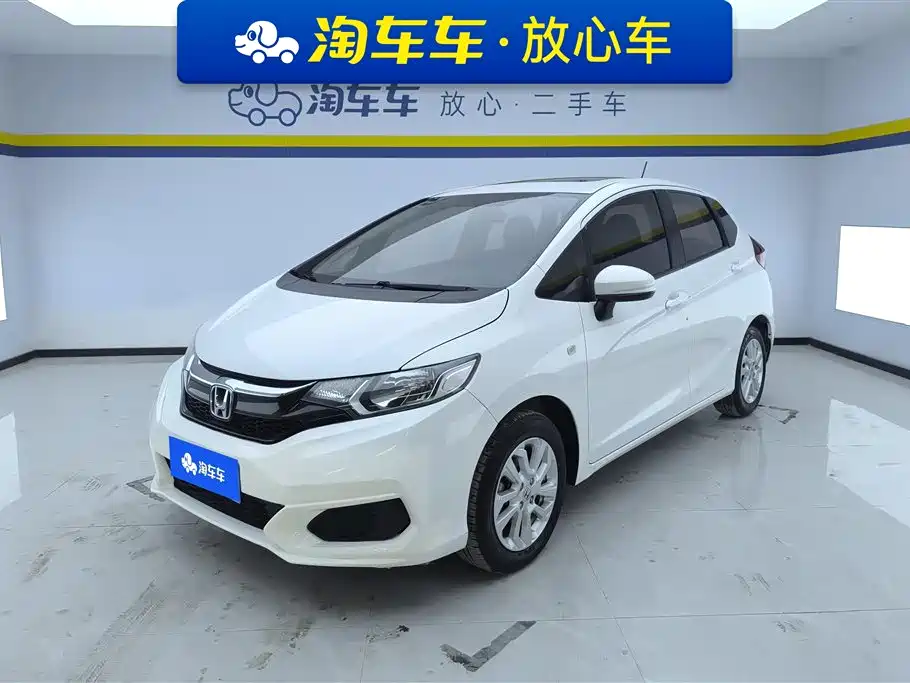 Fit 2018 1.5L CVT Comfort Sunroof Edition купить на сайте DeffCars