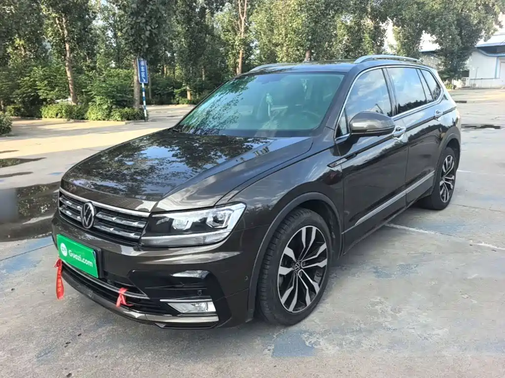 Tiguan L 2021 330TSI automatic two-wheel drive R-Line version купить на сайте DeffCars