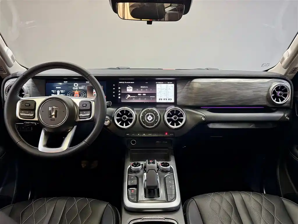 Tank 300 2024 2.0T Challenger купить на сайте DeffCars