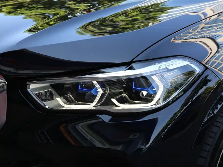 BMW X5 2022 facelift xDrive 40Li M sports package купить на сайте DeffCars