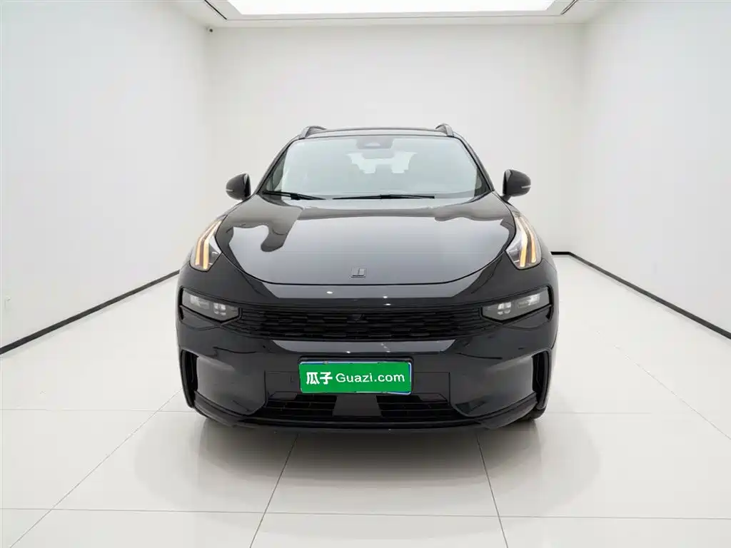 Lynk & Co 01 2023 1.5TD EM-F PM купить на сайте DeffCars