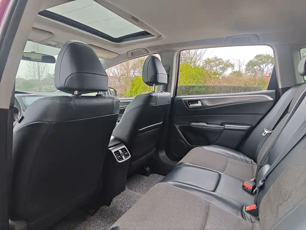 Jade 2017 1.8L automatic comfort version 5 seats купить на сайте DeffCars