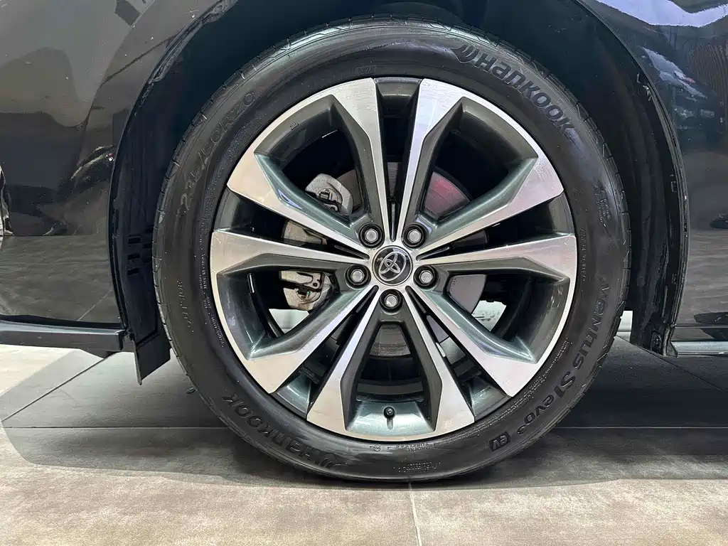 Grevia 2022 2.5L Hybrid Premium Edition купить на сайте DeffCars