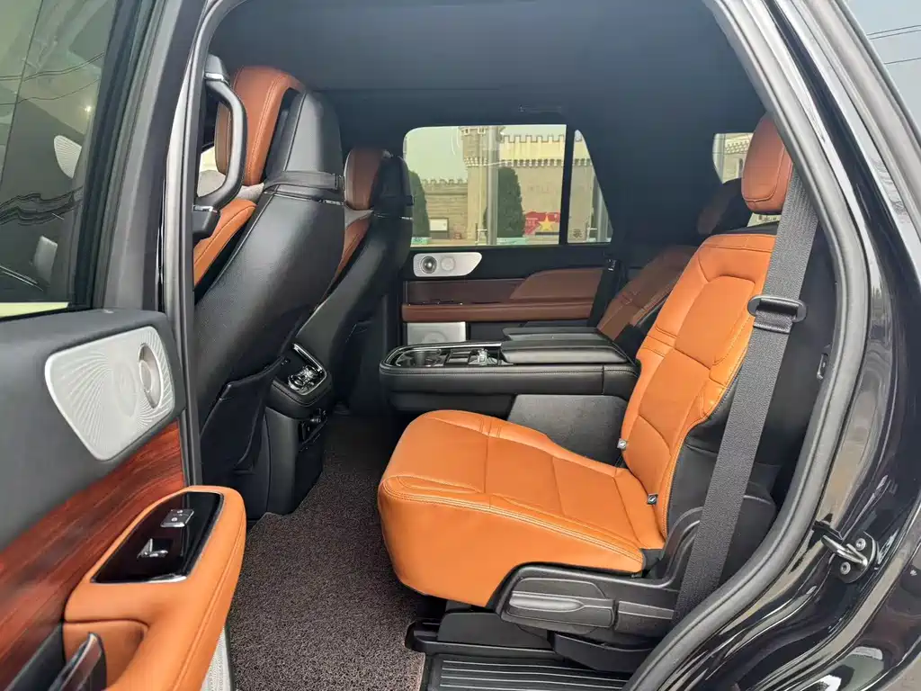 Navigator 2020 3.5T Honor Edition купить на сайте DeffCars