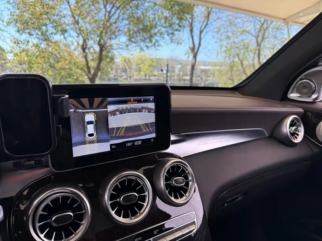 Mercedes-Benz GLC 2019 GLC 260 4MATIC luxury model купить на сайте DeffCars