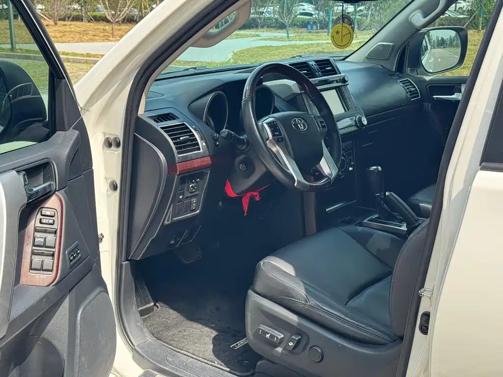 Prado 2014 4.0L automatic VX NAVI купить на сайте DeffCars