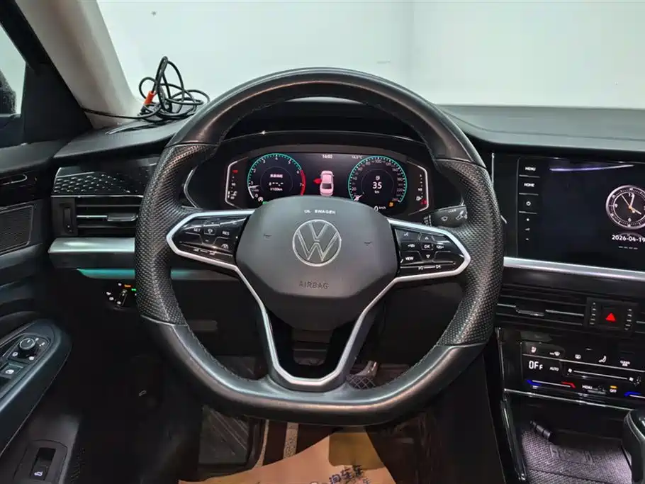 Passat 2022 330TSI Starry Sky Deluxe Edition купить на сайте DeffCars