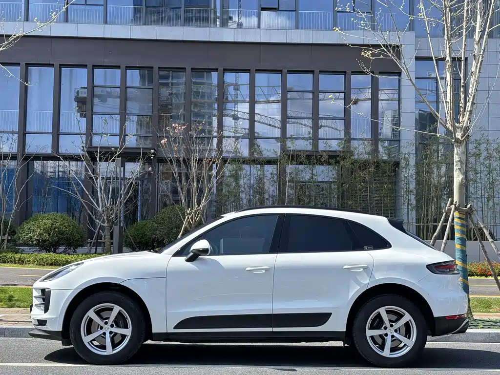 Macan 2021 Macan 2.0T купить на сайте DeffCars