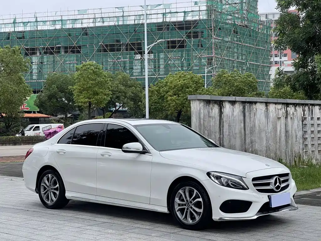 Mercedes-Benz C-Class 2018 C 180 L Fashionable Sports Edition купить на сайте DeffCars