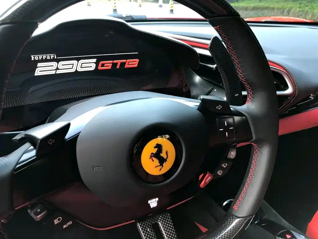 Ferrari 296 2021 3.0T V6 GTB купить на сайте DeffCars