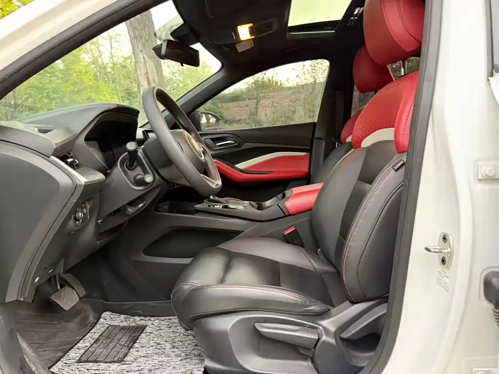 MG5 2023 180DVVT CVT Deluxe Edition купить на сайте DeffCars