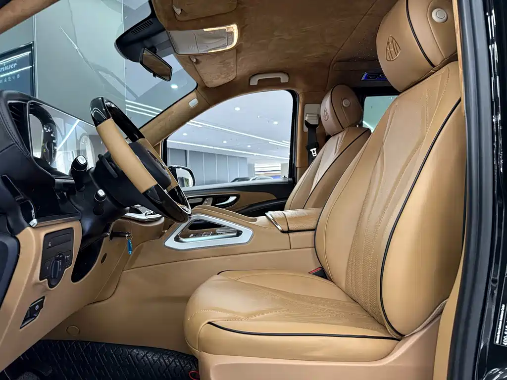 Vito 2023 2.0T Business Edition 7 seats купить на сайте DeffCars