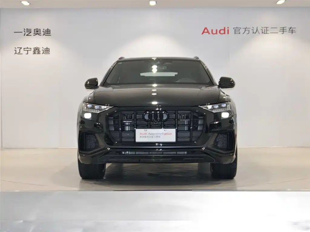 Audi Q8 2023 55 TFSI exclusive dynamic model купить на сайте DeffCars