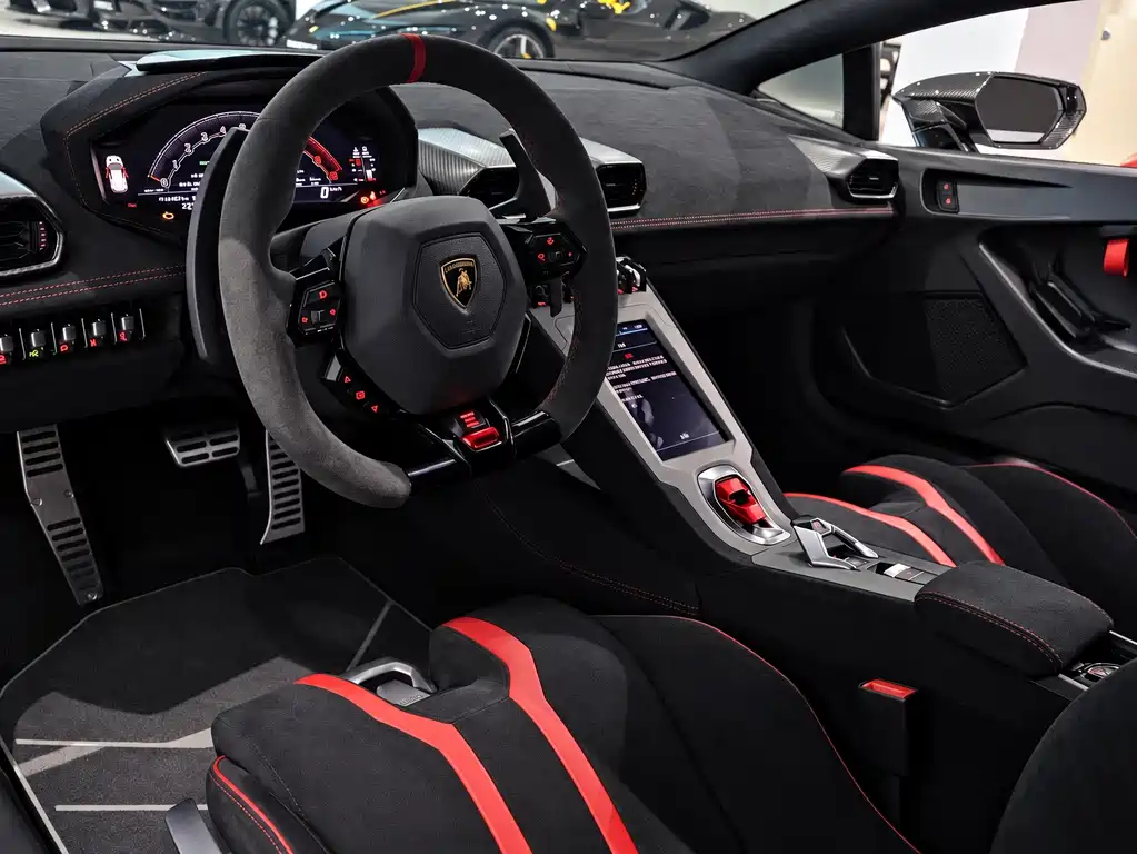 Huracán 2021 Huracán STO купить на сайте DeffCars