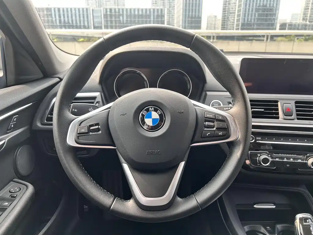 BMW 1 Series 2020 120i Fashion купить на сайте DeffCars