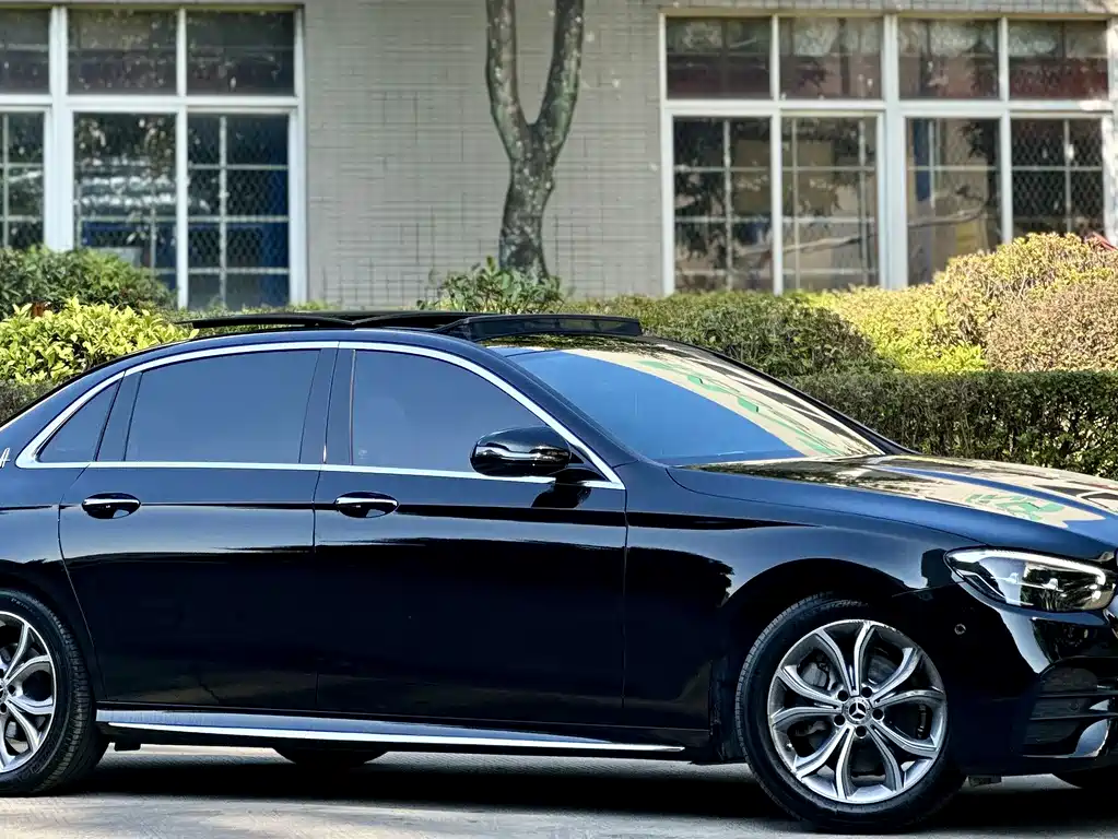 Mercedes-Benz E-Class 2022 E 300 L Luxury Model купить на сайте DeffCars