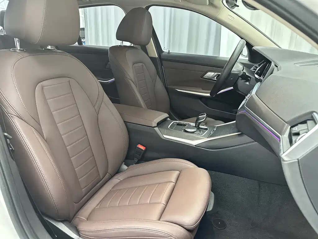 BMW 3 Series 2021 325i M Sports Package купить на сайте DeffCars