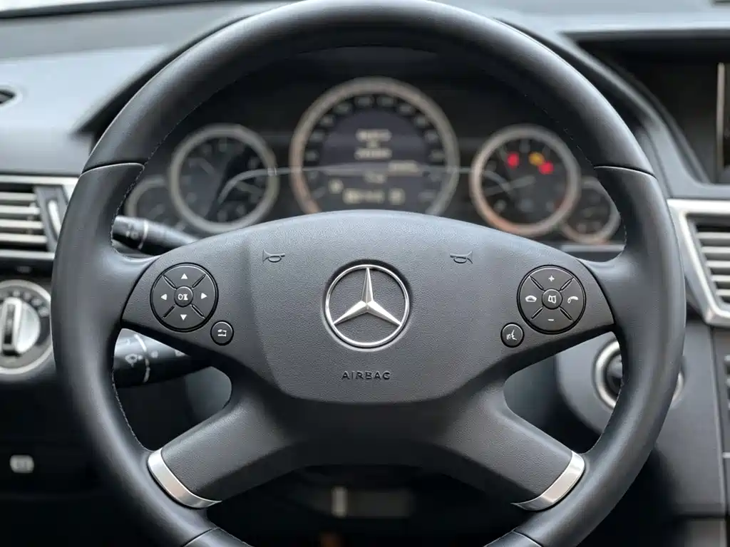 Mercedes E-Class (импорт) 2010 E 260 CGI Fashion купить на сайте DeffCars