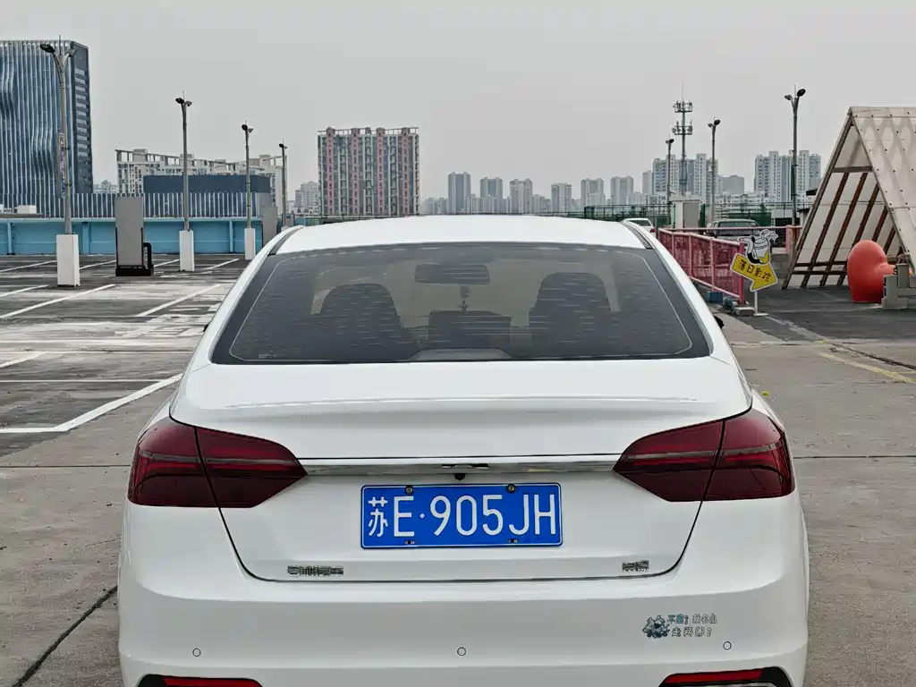 Emgrand 2020 1.5L CVT upward version купить на сайте DeffCars