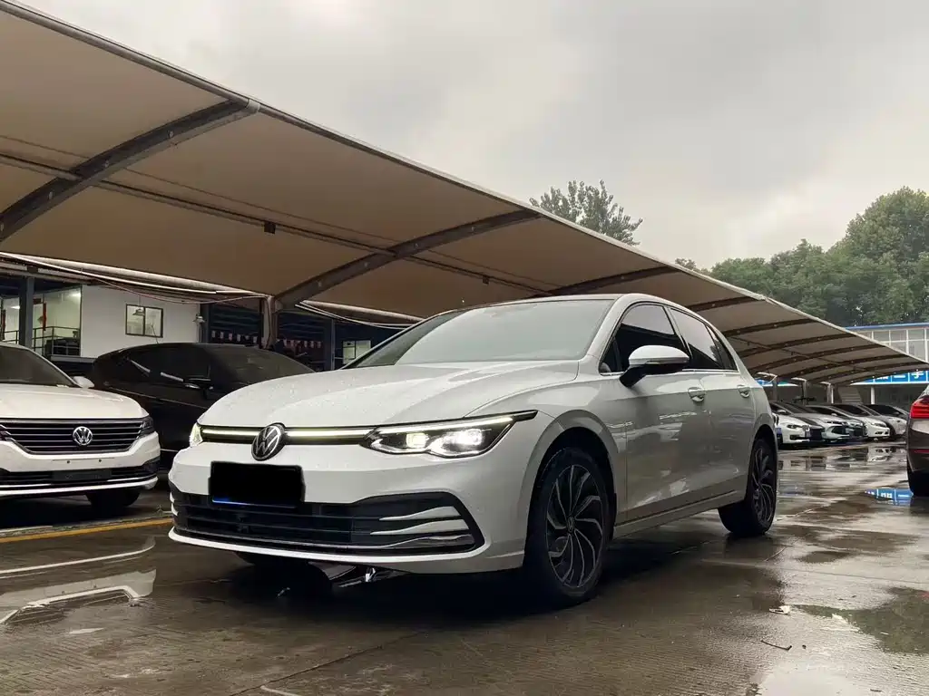 Golf 2024 280TSI DSG Pro 50 Years Legend Edition купить на сайте DeffCars