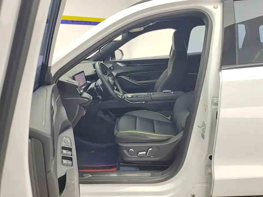 Haval H6S 2022 2.0T four-wheel drive trendy version купить на сайте DeffCars