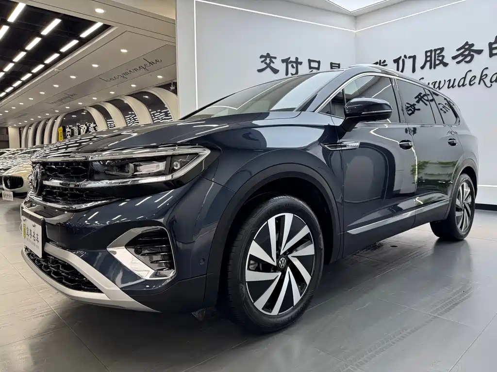 Lanjing 2021 330TSI two-wheel drive luxury version купить на сайте DeffCars