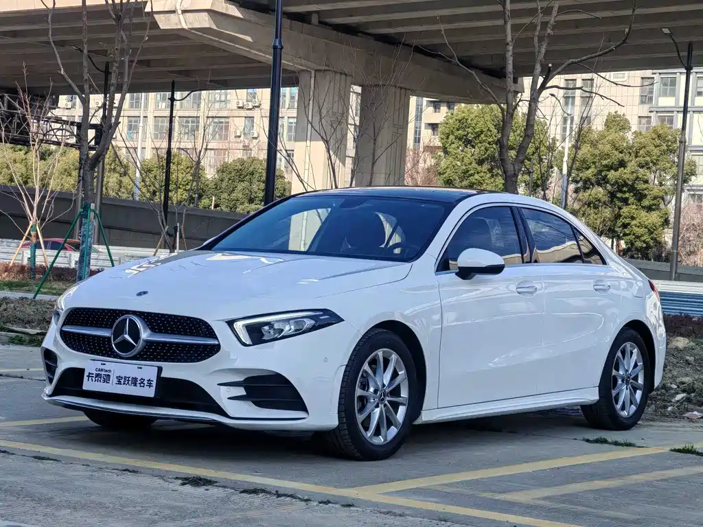 Mercedes-Benz A-Class 2021 A 200 L Sports Sedan Dynamic Type купить на сайте DeffCars