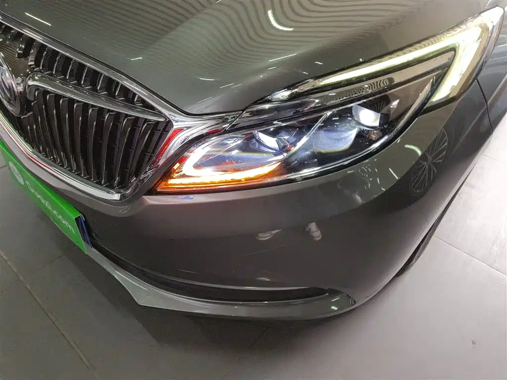 Buick GL8 2018 ES 28T Exclusive Type National VI купить на сайте DeffCars