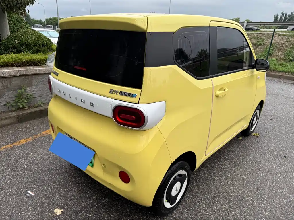 Hongguang MINIEV 2024 third generation 215km youth version купить на сайте DeffCars