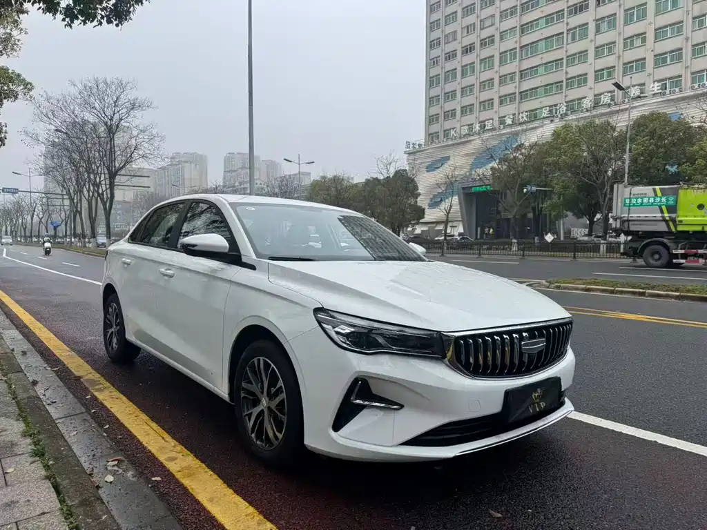 Emgrand 2025 4th Generation 1.5L CVT Dragon Edition купить на сайте DeffCars