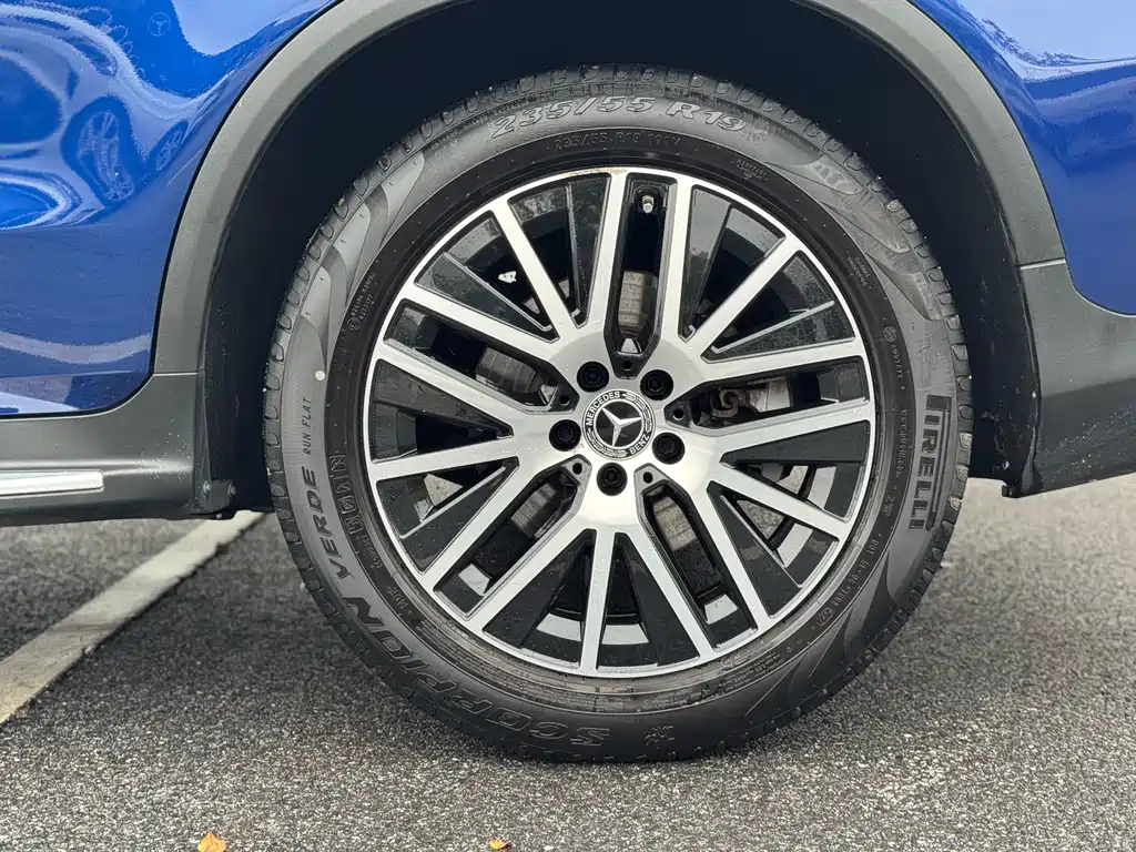 Mercedes-Benz GLC Coupe 2020 GLC 300 4MATIC Coupe SUV купить на сайте DeffCars