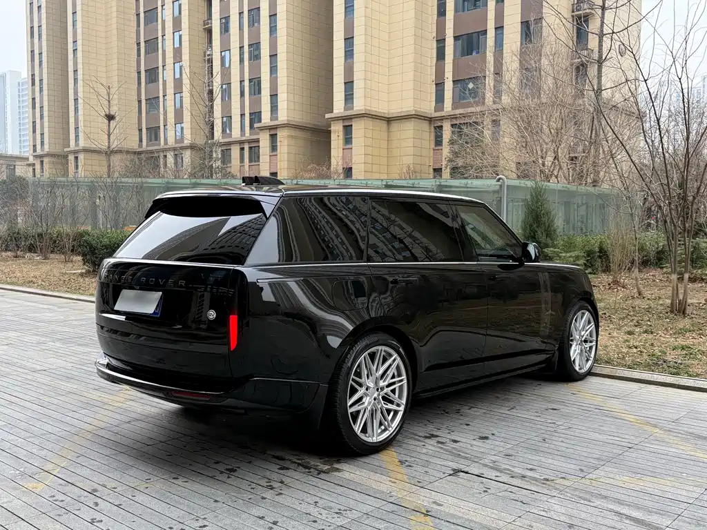 Range Rover 2023 3.0 L6 400PS Model Extended Edition купить на сайте DeffCars