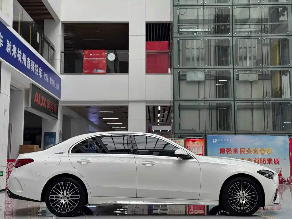 Mercedes-Benz C-Class 2023 facelift C 260 L sports version купить на сайте DeffCars
