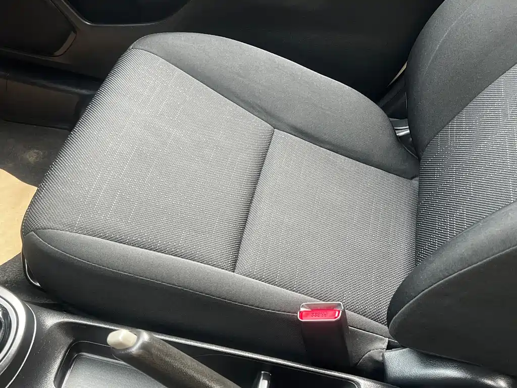 Fit 2016 1.5L LX manual comfort model купить на сайте DeffCars