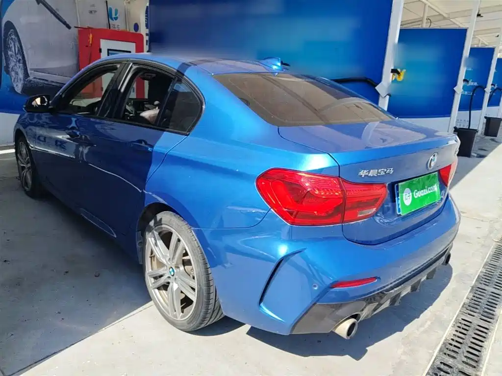 BMW 1 Series 2019 120i Leading M Sports Package купить на сайте DeffCars