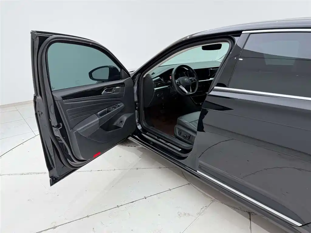 Passat 2023 facelift 330TSI Elite Edition купить на сайте DeffCars