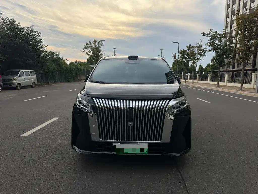 Weipai Alpine New Energy 2025 Four-wheel Drive Alpine 8 купить на сайте DeffCars