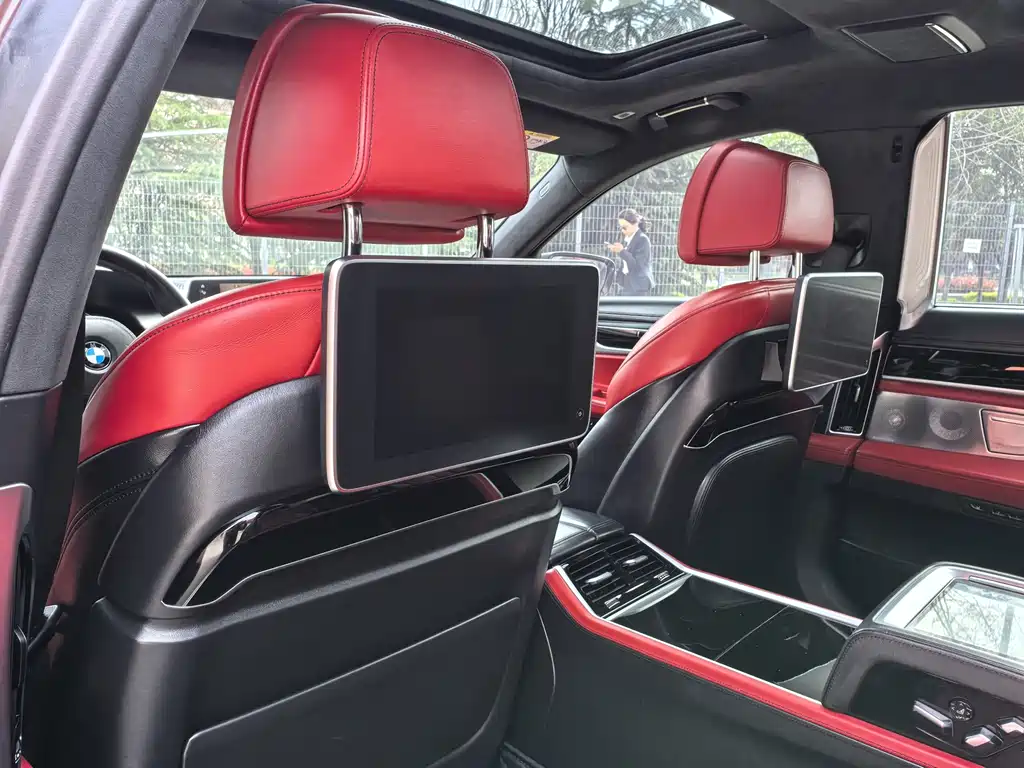 BMW 7 Series 2018 740Li xDrive Exclusive M Sports Package Black Flame Edition купить на сайте DeffCars