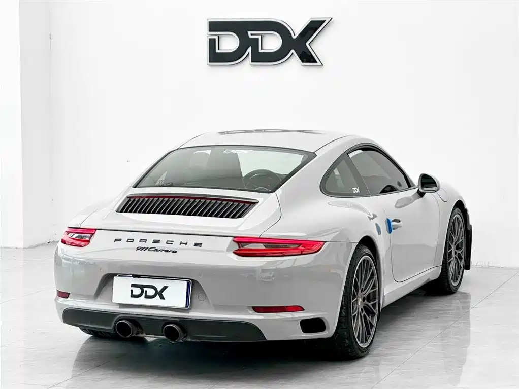 Porsche 911 2016 Carrera 3.0T купить на сайте DeffCars