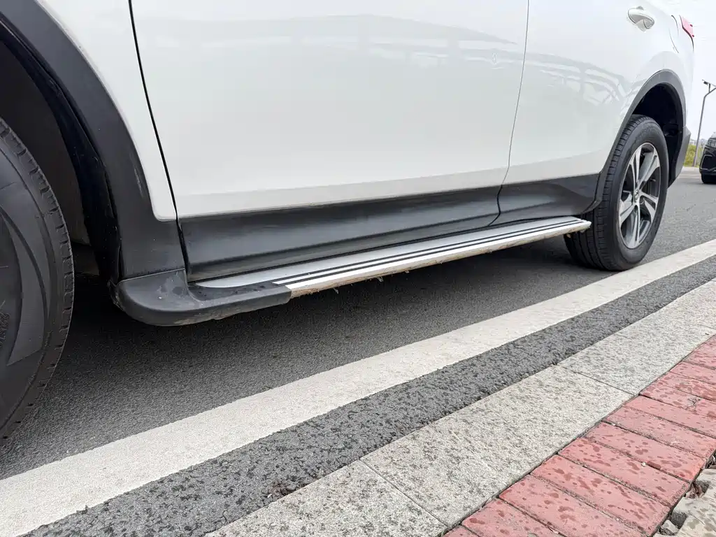 RAV4 Rongfang 2015 2.0L CVT two-wheel drive urban version купить на сайте DeffCars